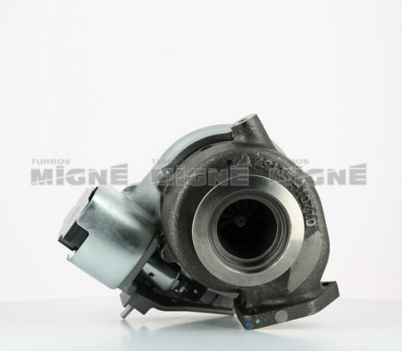 Turbo neuf comprenant :