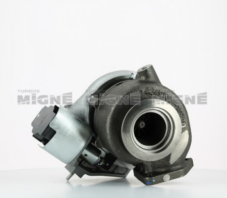 Turbo neuf comprenant :