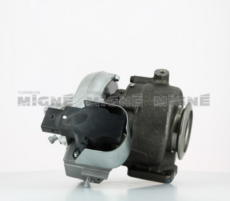 Turbo neuf comprenant :