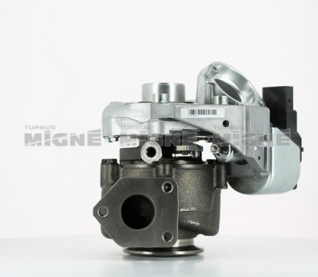 Turbo neuf comprenant :