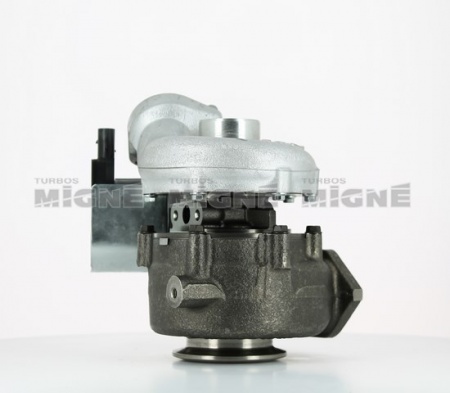 Turbo neuf comprenant :