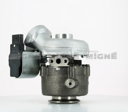 Turbo neuf comprenant :