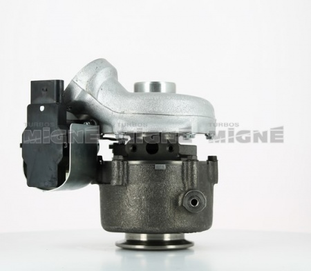 Turbo neuf comprenant :