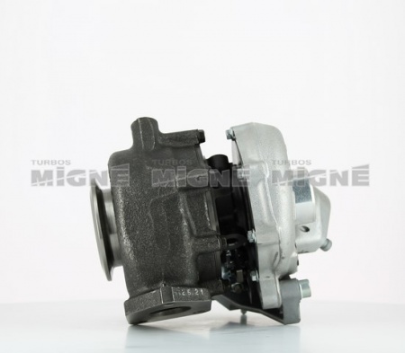 Turbo neuf comprenant :