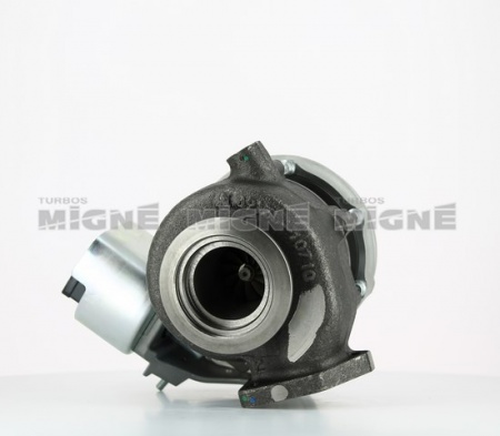 Turbo neuf comprenant :