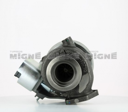 Turbo neuf comprenant :