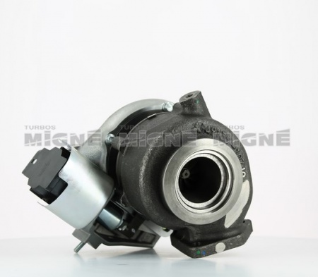 Turbo neuf comprenant :