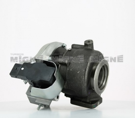 Turbo neuf comprenant :