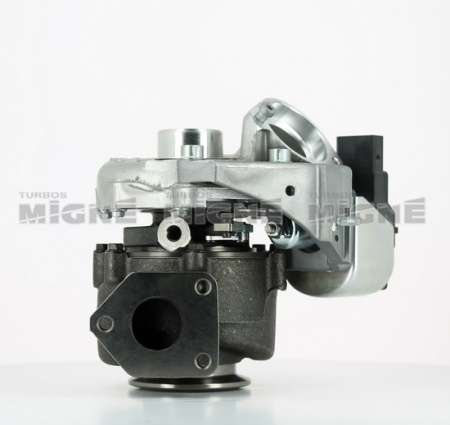 Turbo neuf comprenant :