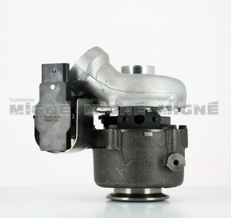 Turbo neuf comprenant :