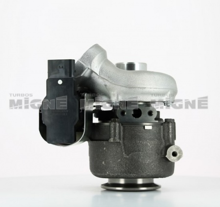 Turbo neuf comprenant :