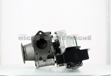 Turbo neuf comprenant :