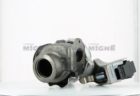 Turbo neuf comprenant :