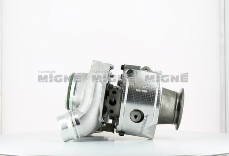 Turbo neuf comprenant :