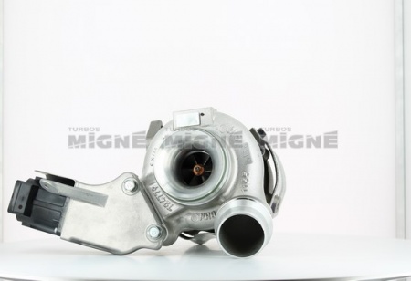 Turbo neuf comprenant :