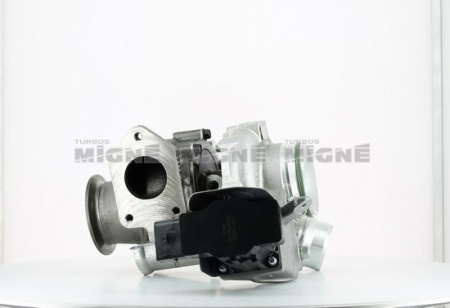 Turbo neuf comprenant :